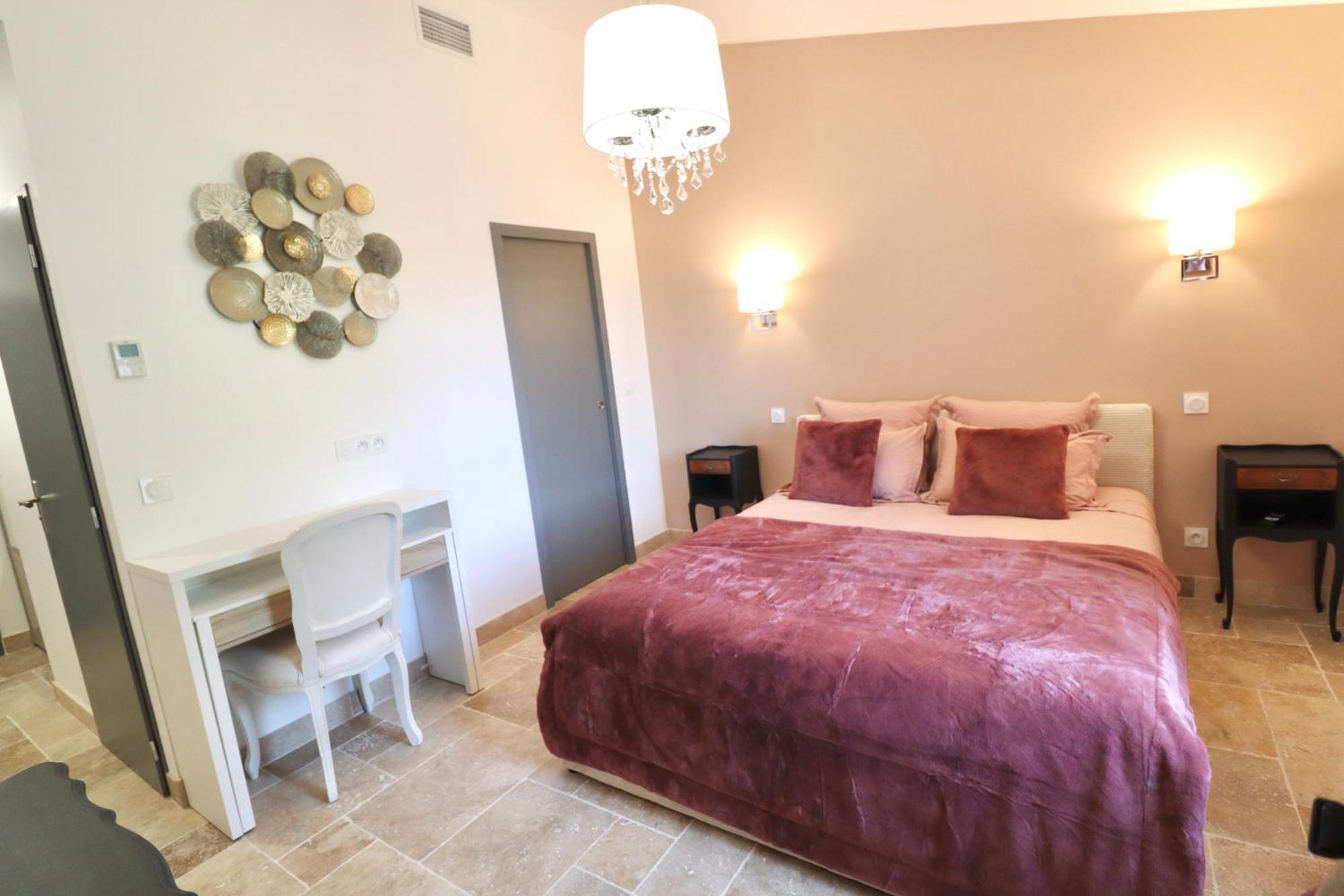 Chambres D'Hotes Avec Jacuzzi Et Piscine Au Mas De Cadoule Saint-Just  Zimmer foto